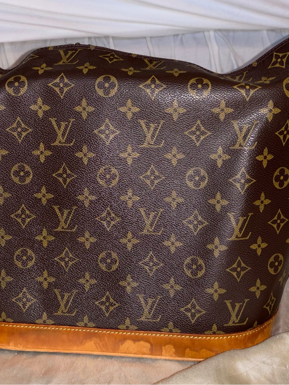 Louis Vuitton Monogram Amfar Three Vanity Bag (aka Vanity Boho) in Brown and Tan - Picture 3 of 7